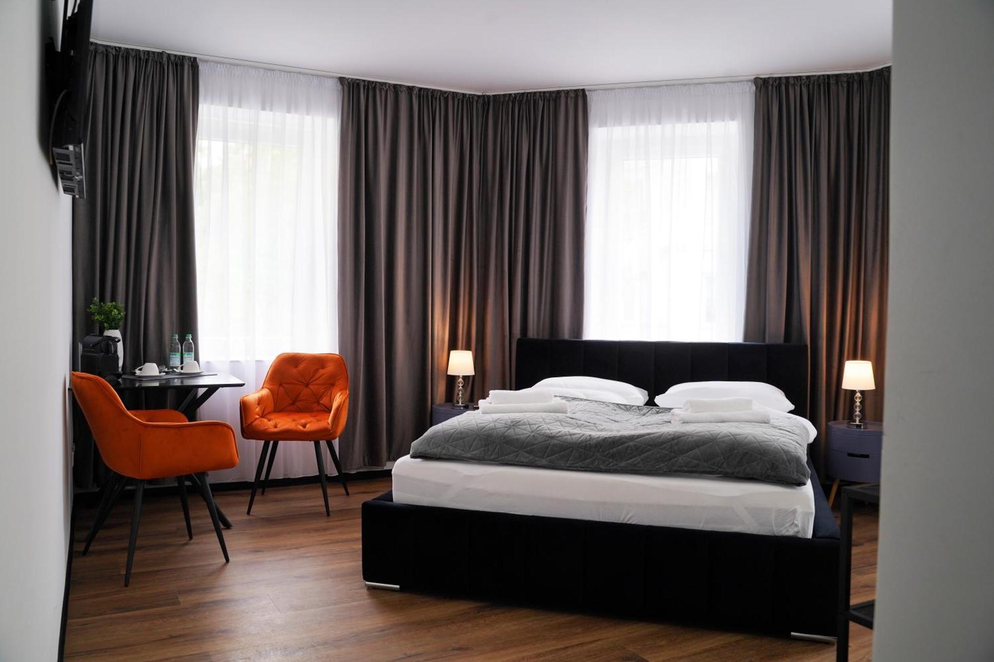 Elisei Hotel *